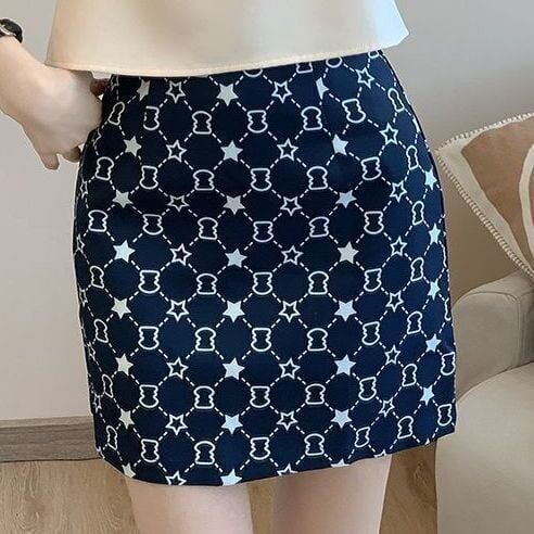 話題沸騰中 高級気質 配色ビッグロゴ全2色ニットセーター<S-4583>
