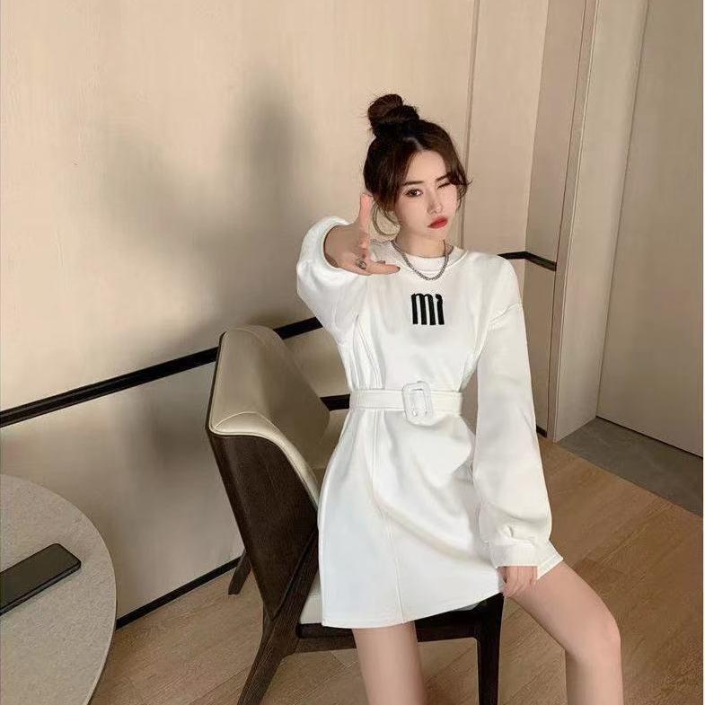 絶対流行 デザイン性抜群 美人度アップ 2色選択可 ワンピース<S-9496>