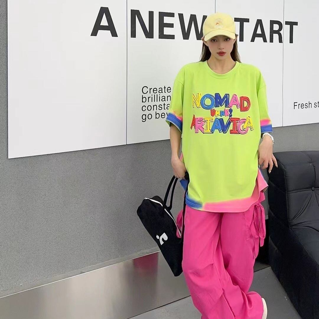 個性的なデザイン アバンギャルド 好感度満載 プリント 半袖Tシャツ カットソー<S-8237>