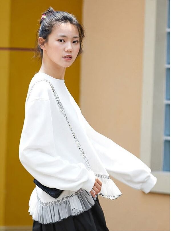 話題沸騰中 おしゃれ度高め 美人度アップ 切り替え 不規則 イレギュラー トップス<S-9472>