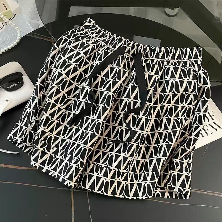 好感度UP ラウンドネック 上質 半袖Ｔシャツ ショートパンツ セットアップ <S-8709>