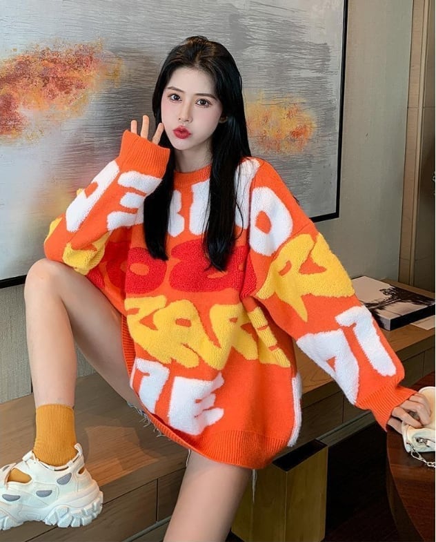 美人度アップ個性派フェミニンセーター<S-5223>