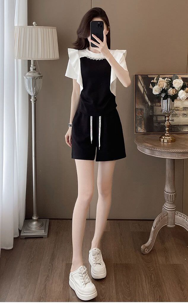 新商品 ホットダイヤモンド 絶対欲しい 切り替え 半袖 Tシャツ ショートパンツ セットアップ<S-8864>