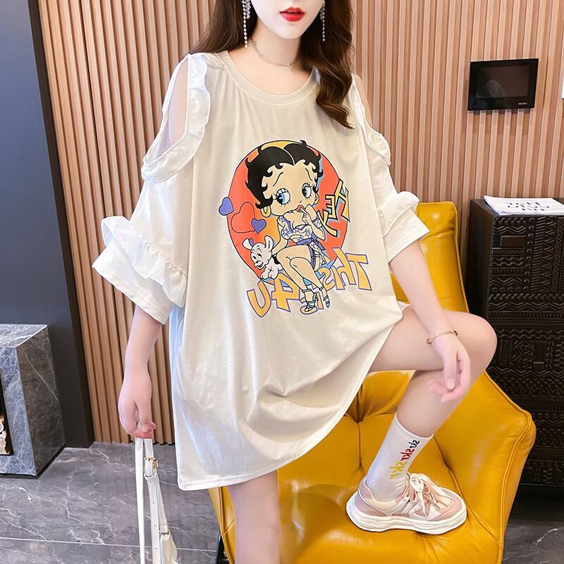 【人気急上昇中!】絶対欲しい 肩だし ロゴプリント 肌見せ 肩開き ゆったり 2色半袖Tシャツ<S-8262>