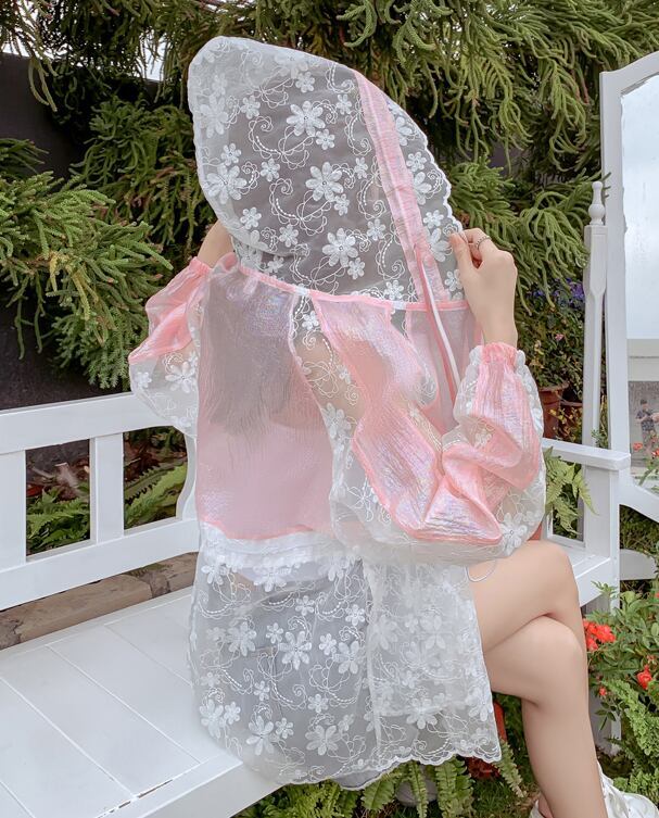 【人気急上昇中！】半額セール キュート 美人度アップ 透け感 日焼け対策 レース 刺繍 全3色 パーカー コート＜S-8510＞