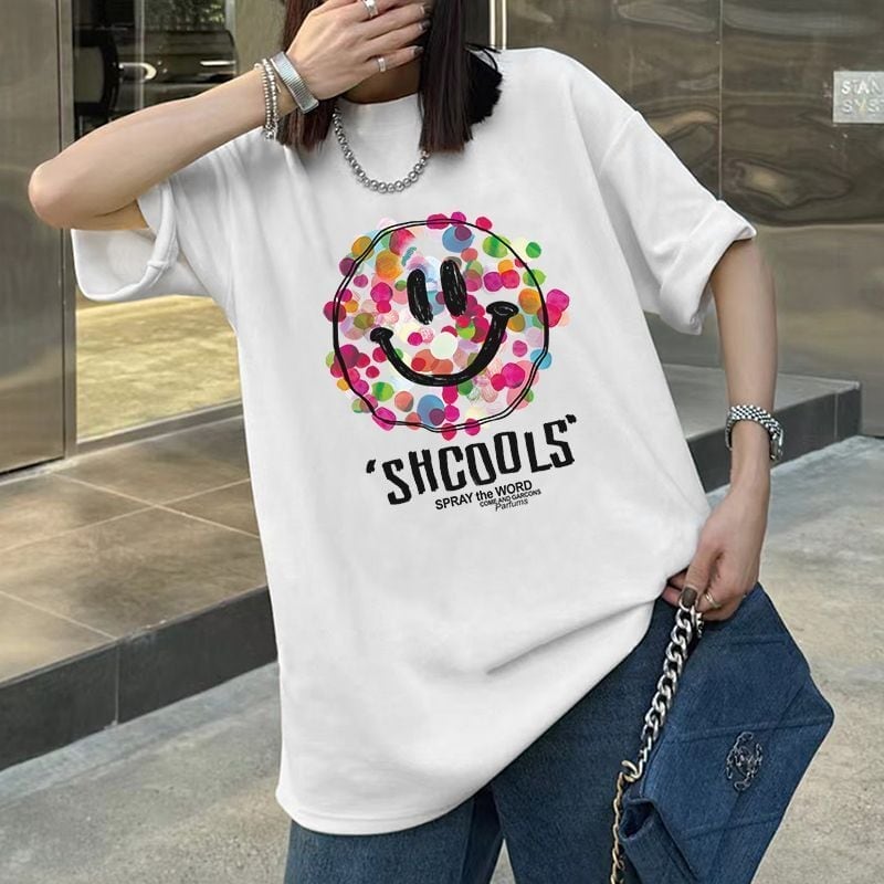 話題沸騰中 スマイリー カジュアル 半袖 Tシャツ <S-8651>