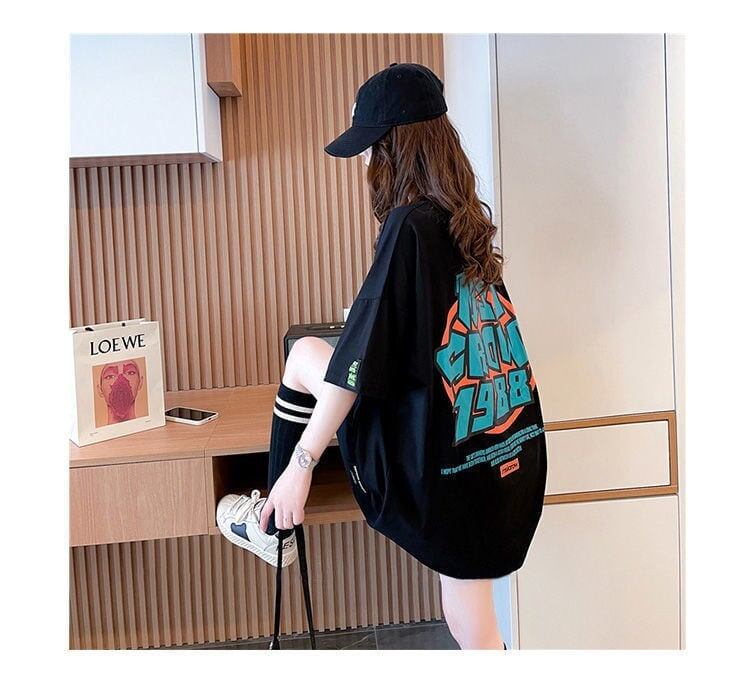 組み合わせやすい アルファベット 数字ロゴ プリントTシャツ ゆったり半袖＜S-2957＞