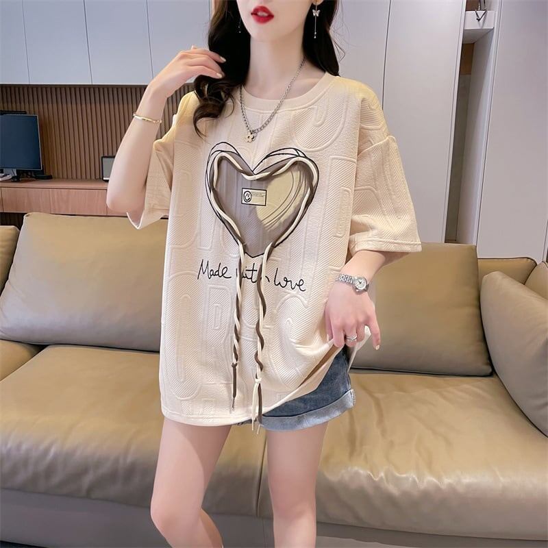 着心地良い ハート 立体風 プリントTシャツ 三色 ゆったり半袖＜S-2933＞
