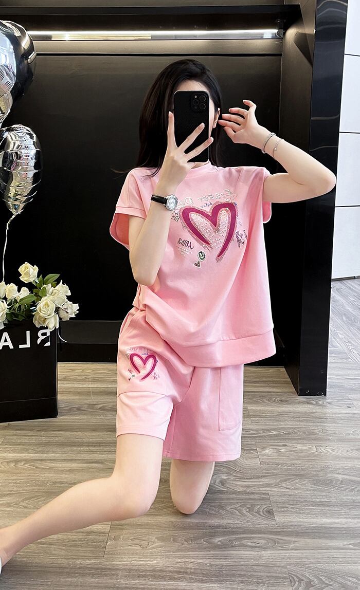 超人気 ホットダイヤモンド カジュアル プリント 半袖Tシャツ ショートパンツ セットアップ ＜S-9215＞