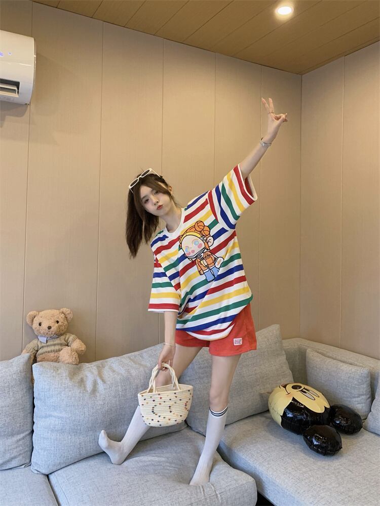 売り切れ必至 トレンドアイテム 存在感抜群 ストライプ柄 半袖Tシャツ<S-9270>
