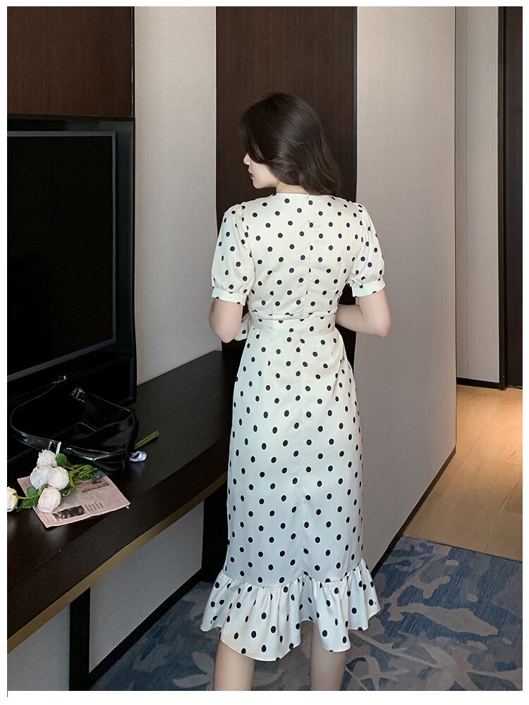 超人気 効果抜群 大人可愛い 柔らかくて優しい印象 2色 ワンピース<S-11974>