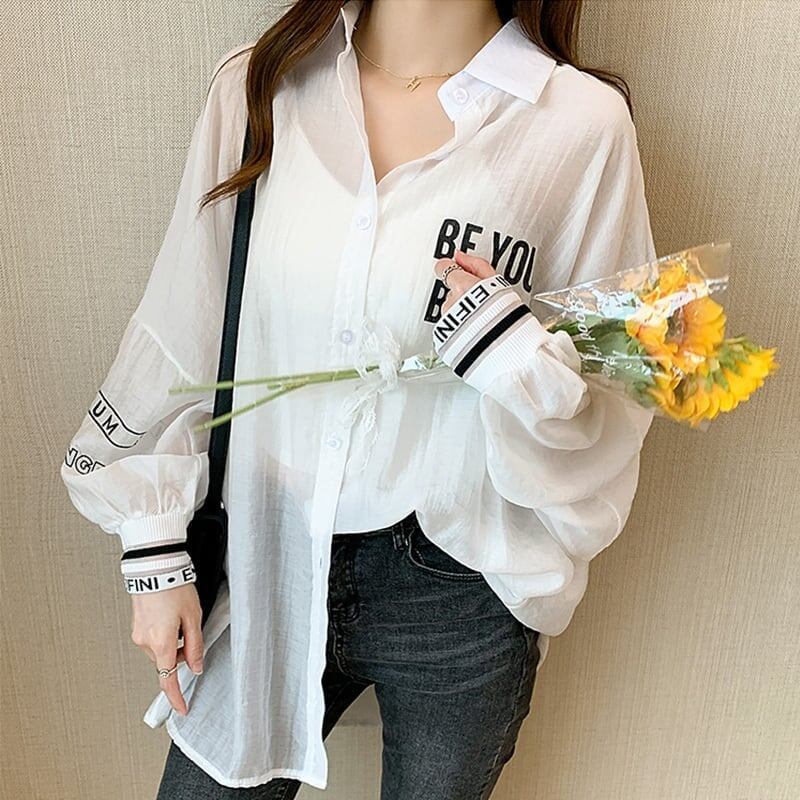 好感度満載 日焼け対策 透け感 アルファベット シャツ ブラウス＜S-2916＞