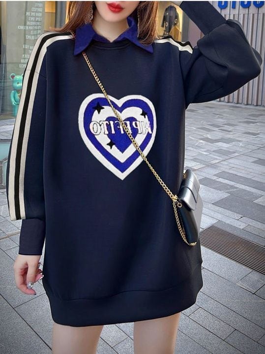 着?せ ハートマークロゴ ポロネック ブラック ゆったりロング トップス＜S-4768＞