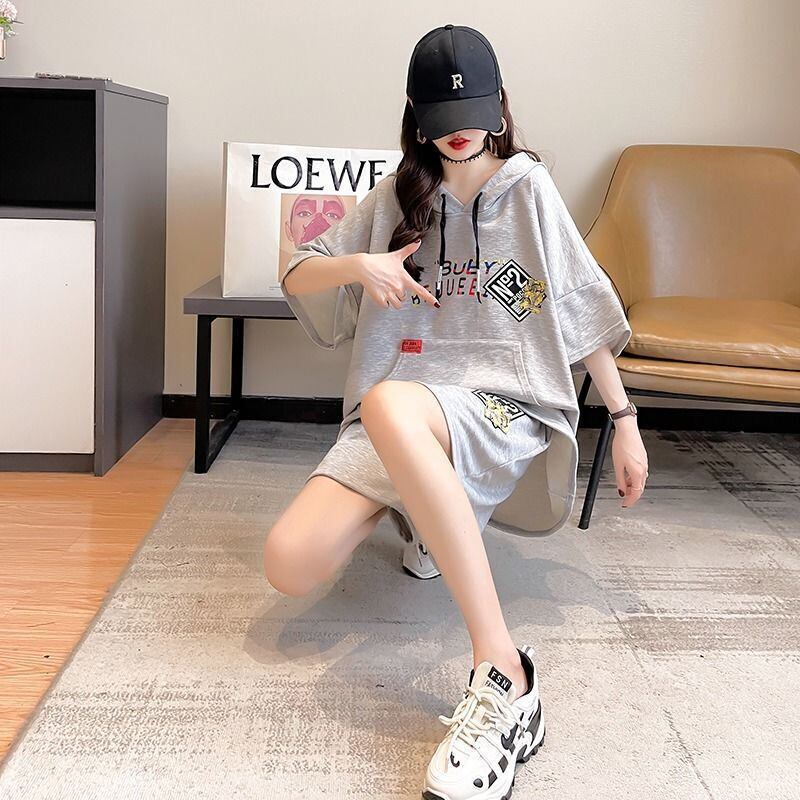 夏に嬉しい機能付き  カジュアル 半袖Ｔシャツⅹパンツセット全2色<S-11282>