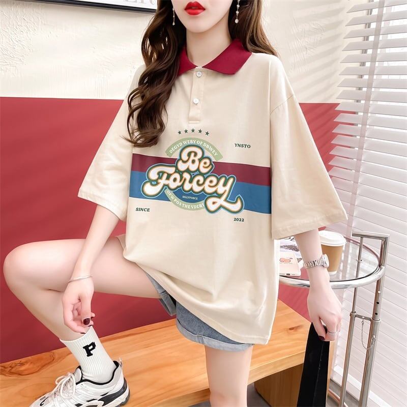 スタイルアップ グラフィック POLOネック ドロップショルダーTシャツ ゆったり半袖 ＜S-3048＞