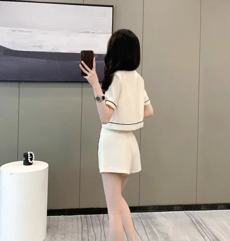 美人度アップ エレガント 絶対流行 上質 半袖Ｔシャツⅹパンツセット<S-6609>