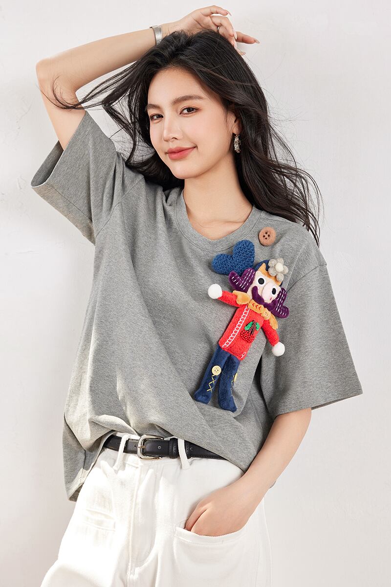 超人気 目を奪われる 流行新作 ぬいぐるみ付 半袖Tシャツ<S-9273>