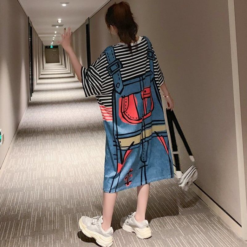 好感度100％ボーダー柄ビッグロゴ