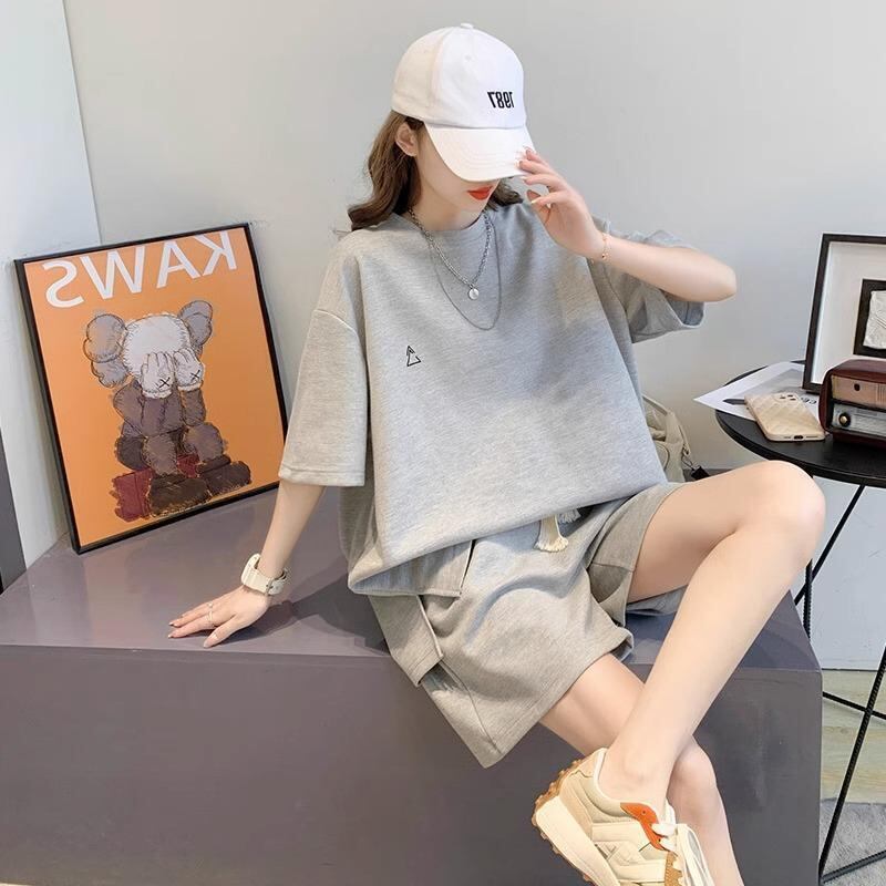 定番シンプル ?感?佳 夏に嬉しい機能付き カジュアル 全4色 半袖トップスⅹショートパンツセット<S-9079>