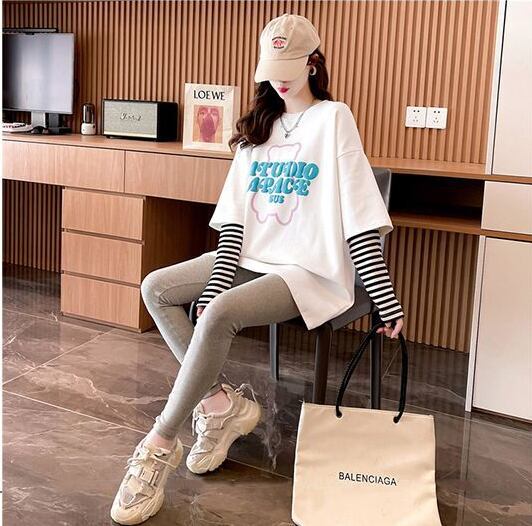 絶対流行 カジュアル アバンギャルド レイヤード風 プリント全3色 Tシャツ＜S-9587＞