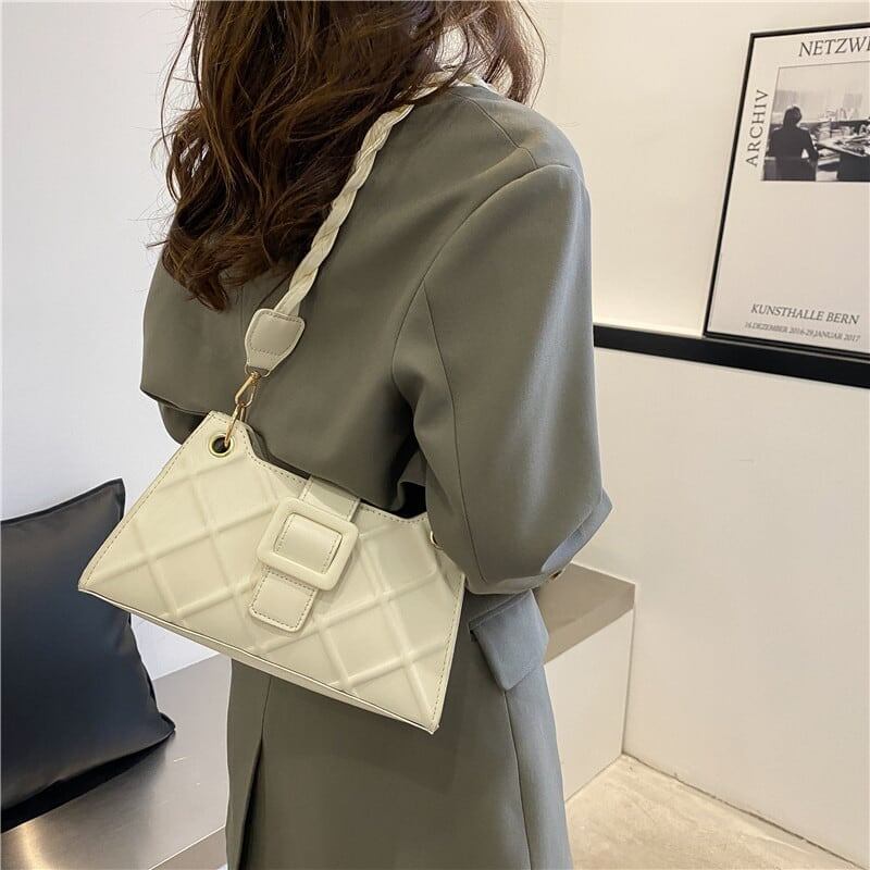オシャレ度満点 メッセンジャーバッグ 一目惚れ ショルダーバッグ＜S-3547＞