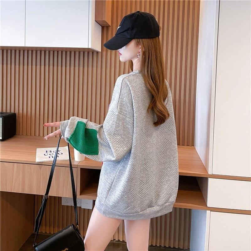 存在感たっぷり  切り替えカラーマッチング 三色スウェット＜S-4055＞
