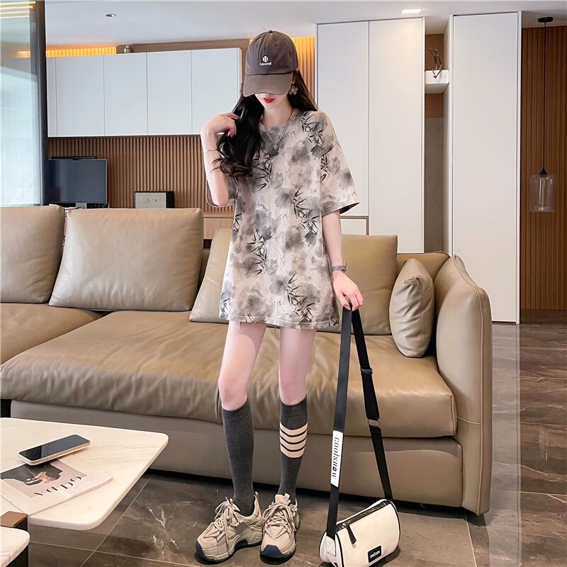 新商品 高級感溢れる オシャレ度満点 2色選択可 Tシャツ カットソー＜S-8277＞