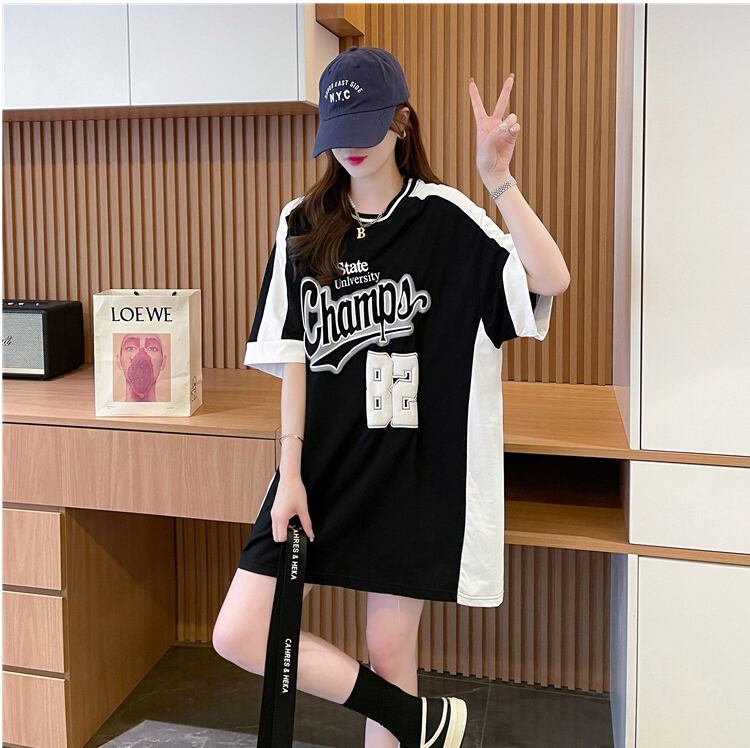 絶対流行 一目惚れ 個性的なデザイン 2色選択可 プリント Tシャツ カットソー＜S-8279＞