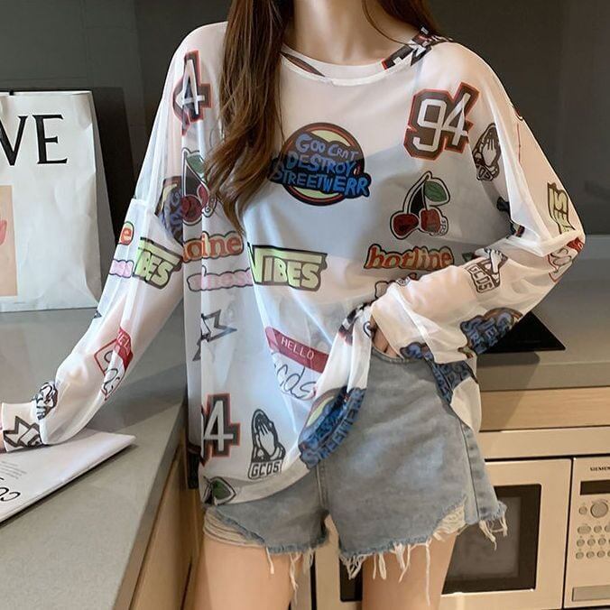 超人気 ルーズ 個性派 日焼け防止に透け感 Tシャツ＜S-8052＞