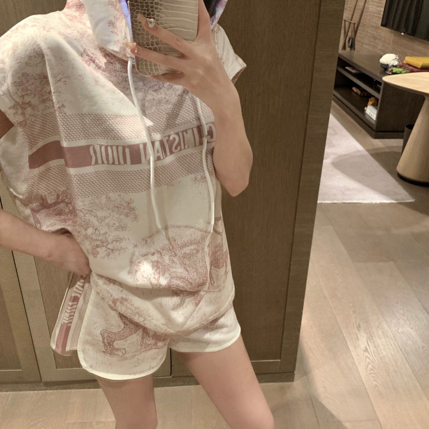 絶対流行 ファッション 早い者勝ち カジュアル 2色選択可 半袖Ｔシャツⅹパンツセット<S-8896>