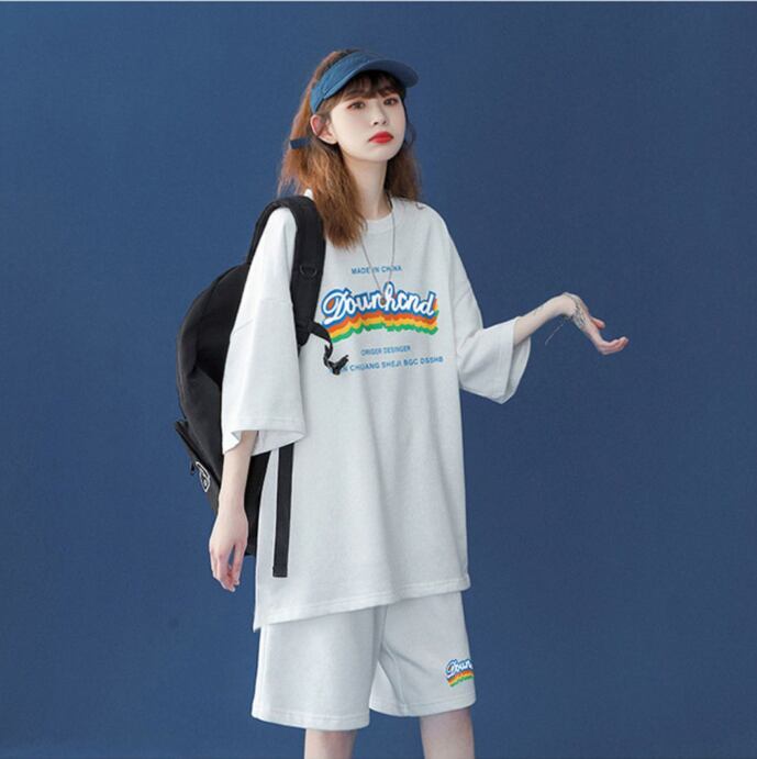 【半額セール】早い者勝ち  半袖Ｔシャツⅹパンツセット全4色 男女兼用<S-6553>