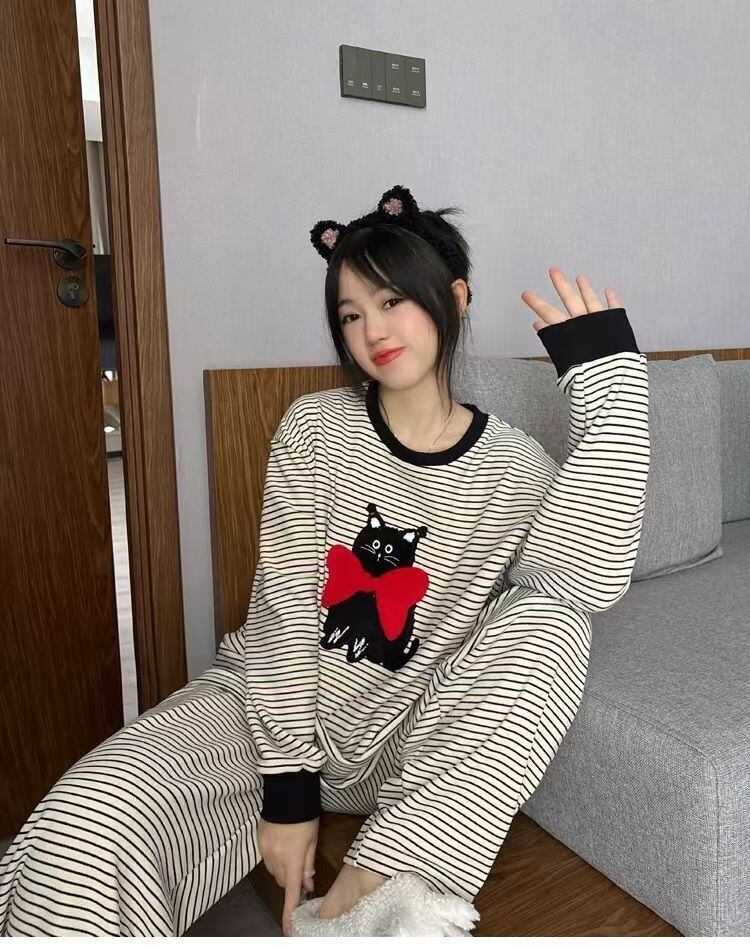 柔らかくて優しい印象 2種選択 着心地良い トップス+パンツセット パジャマ<S-10906>
