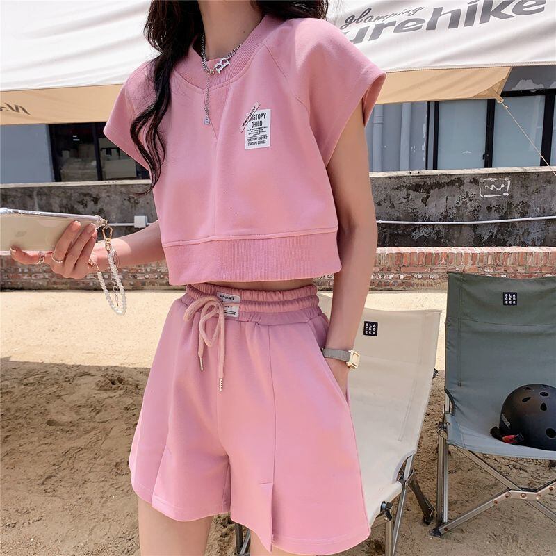 流行新作 美人度アップ 目を奪われる カジュアル 半袖Ｔシャツⅹパンツセット全2色<S-9104>