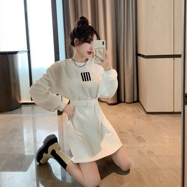 絶対流行 デザイン性抜群 美人度アップ 2色選択可 ワンピース<S-9496>
