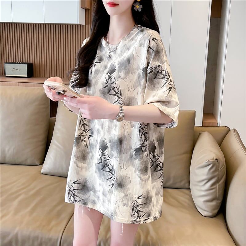 新商品 高級感溢れる オシャレ度満点 2色選択可 Tシャツ カットソー＜S-8277＞