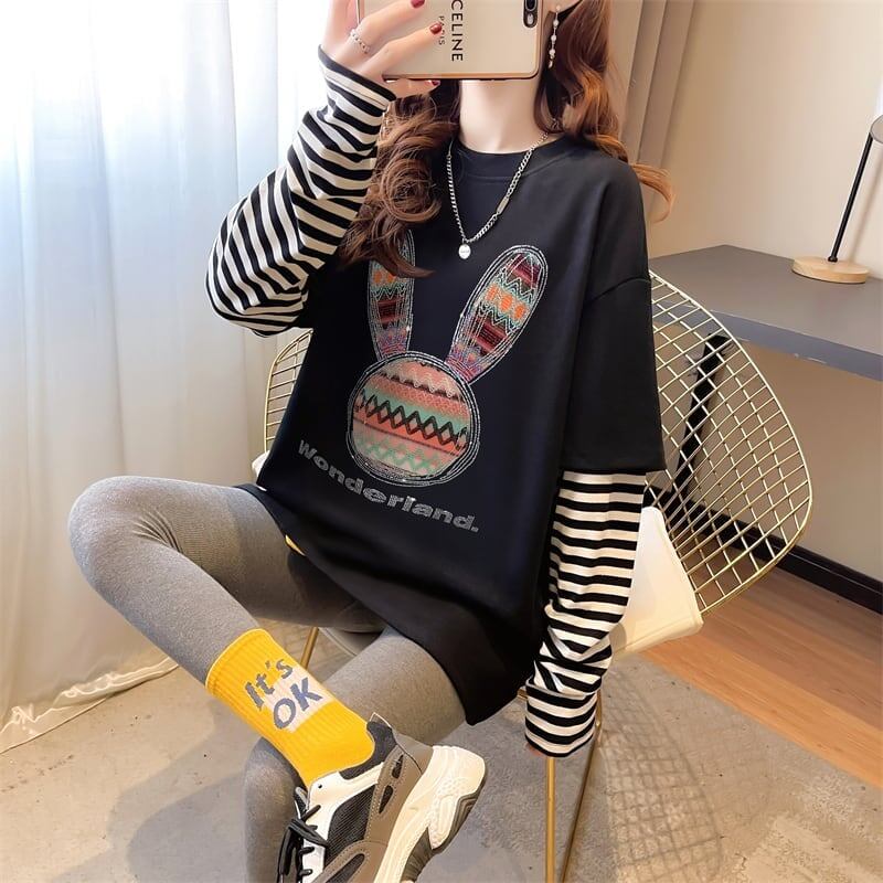 組み合わせやすい ウサギちゃん ストライプ柄 レイヤード 二色 長袖Tシャツ ＜S-4006＞
