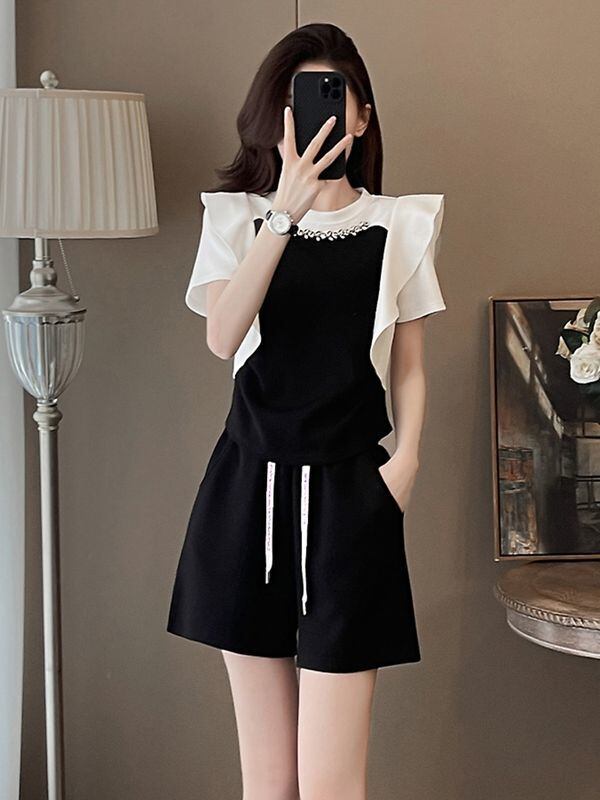 新商品 ホットダイヤモンド 絶対欲しい 切り替え 半袖 Tシャツ ショートパンツ セットアップ<S-8864>