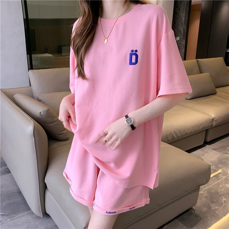 話題沸騰中 カジュアル 肌触り抜群 全3色 半袖 Tシャツ ショートパンツ セットアップ ＜S-8973＞