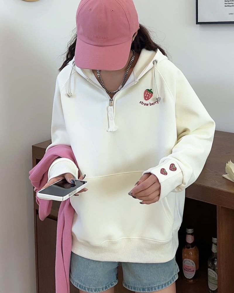 定番シンプル  いちごロゴ パーカ全4色トップス<S-4791>
