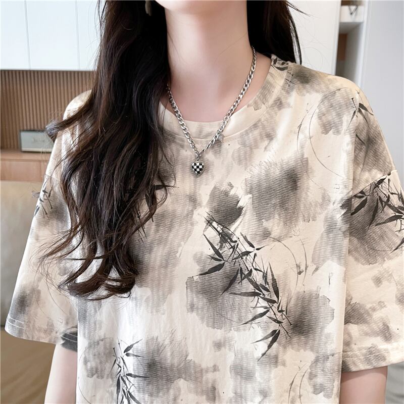 新商品 高級感溢れる オシャレ度満点 2色選択可 Tシャツ カットソー＜S-8277＞