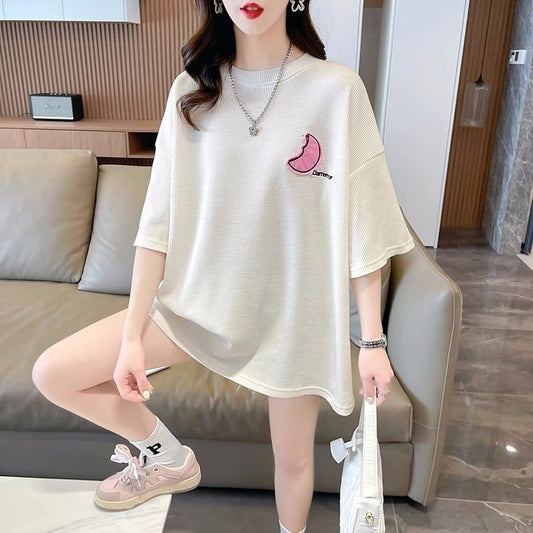 可愛いピンク月柄 Tシャツ 刺?入り 丸襟 半袖＜S-2832＞