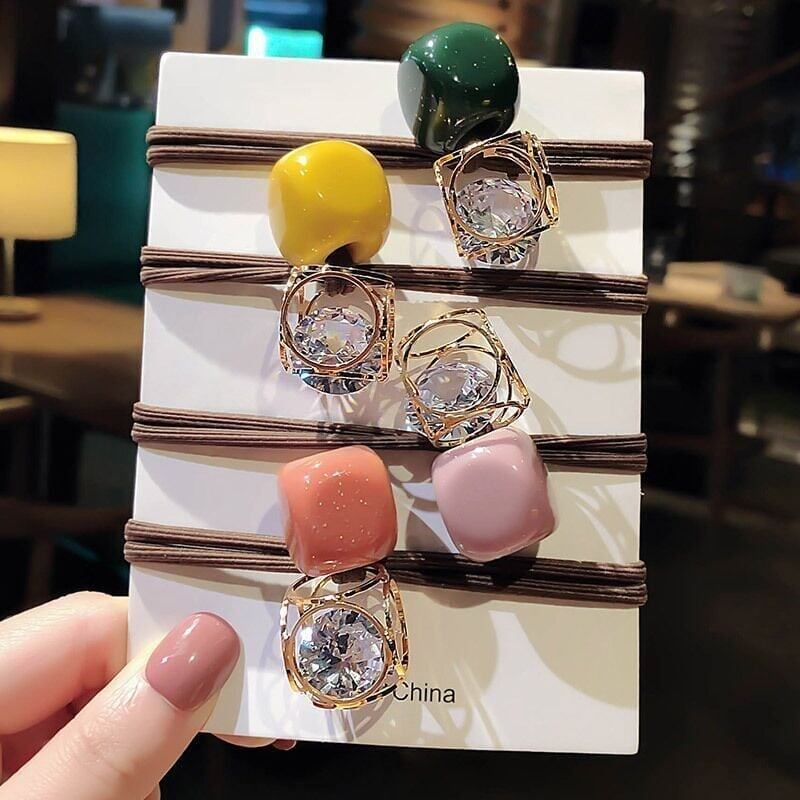 美人度アップ 透かし彫り ファッション シュシュ カチューシャ アクセサリー＜S-3324＞