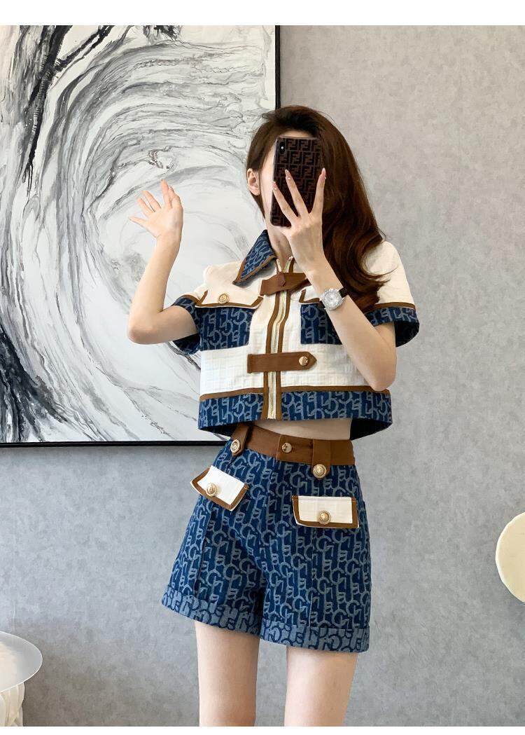 おすすめ おすすめ 話題沸騰中 上質 カジュアル 切り替え 半袖Ｔシャツ ショートパンツ セットアップ <S-11169>