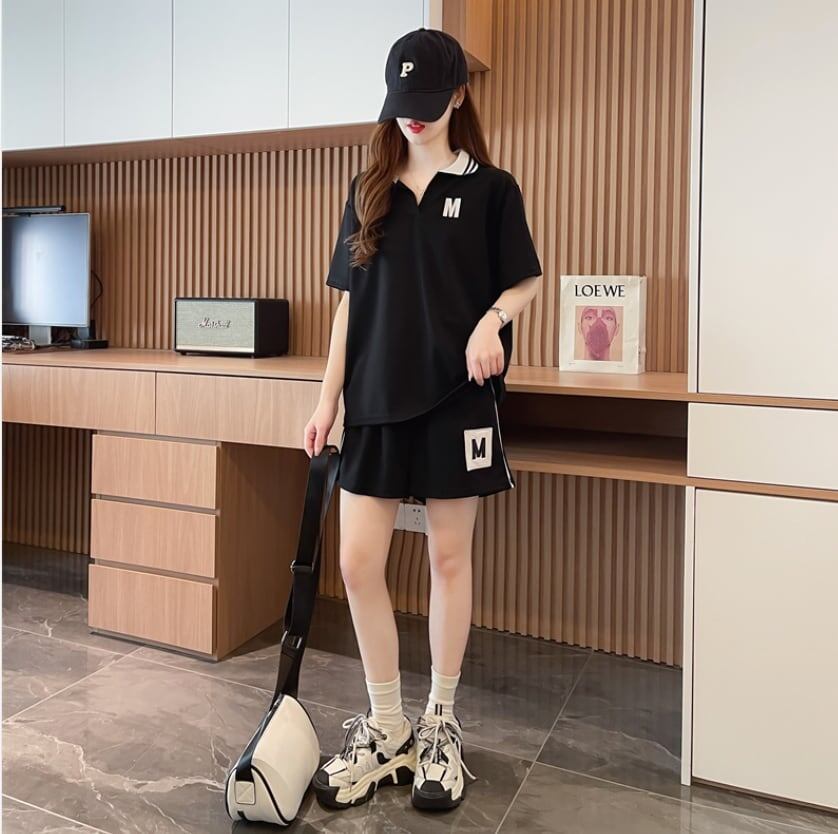 売り切れ必至  ルーズ 半袖Ｔシャツⅹパンツセット全2色<S-8190>