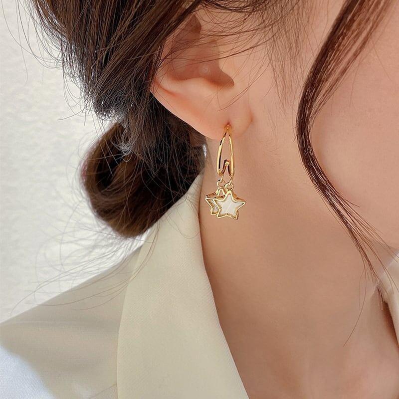 オシャレ度満点 知的で品の良い 個性的なデザイン イアリング アクセサリー＜isf-2899＞