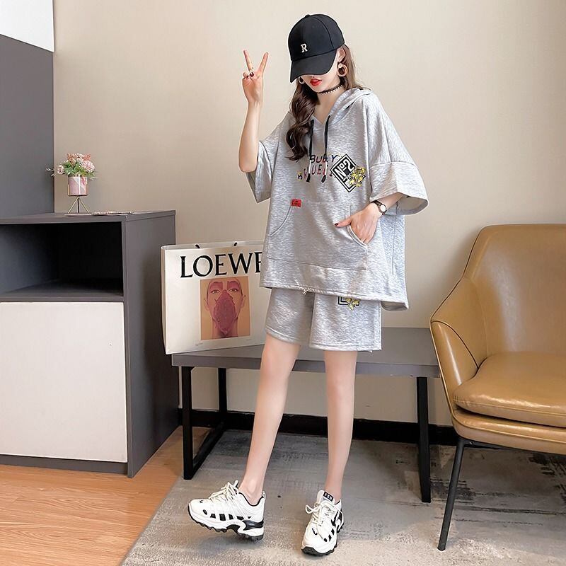 夏に嬉しい機能付き  カジュアル 半袖Ｔシャツⅹパンツセット全2色<S-11282>