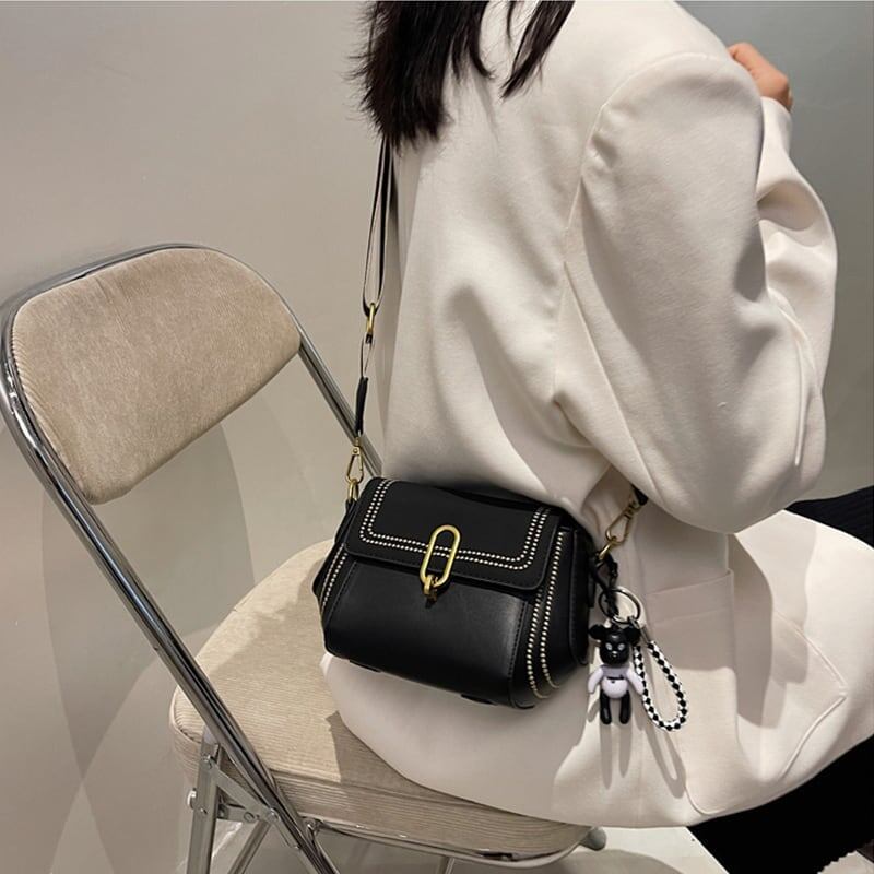 オシャレ度満点 レトロ 一目惚れ メッセンジャーバッグ＜S-3087＞