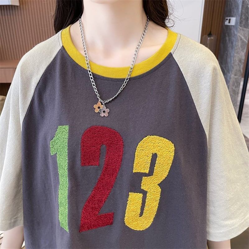 絶対欲しい カラーマッチング 数字刺 ロング Tシャツ ゆったり 半袖 ＜S-2896＞