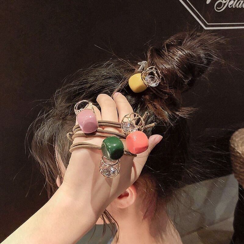 美人度アップ 透かし彫り ファッション シュシュ カチューシャ アクセサリー＜S-3324＞