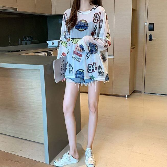 超人気 ルーズ 個性派 日焼け防止に透け感 Tシャツ＜S-8052＞